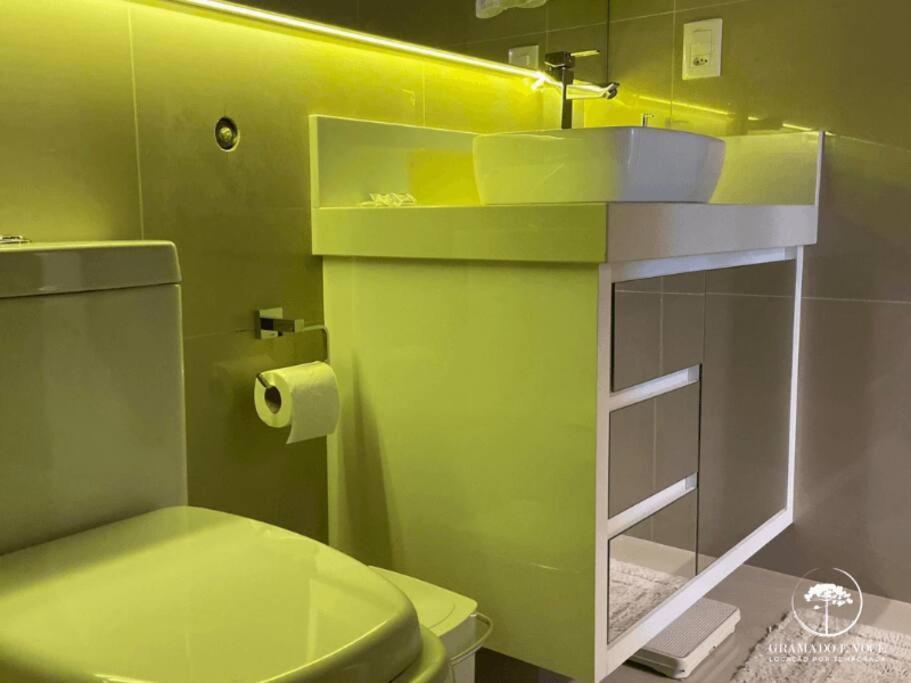Apartamento Novo No Centro De Gramado Luaran gambar