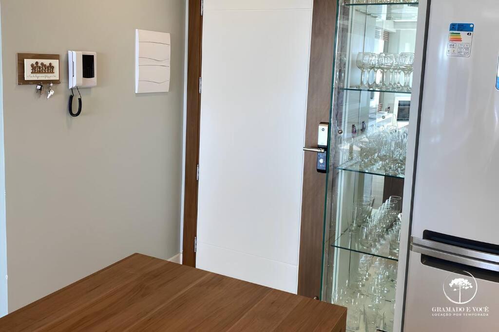 Apartamento Novo No Centro De Gramado Luaran gambar
