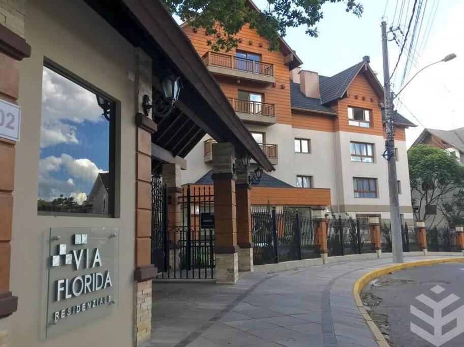 Apartamento Novo No Centro De Gramado Luaran gambar