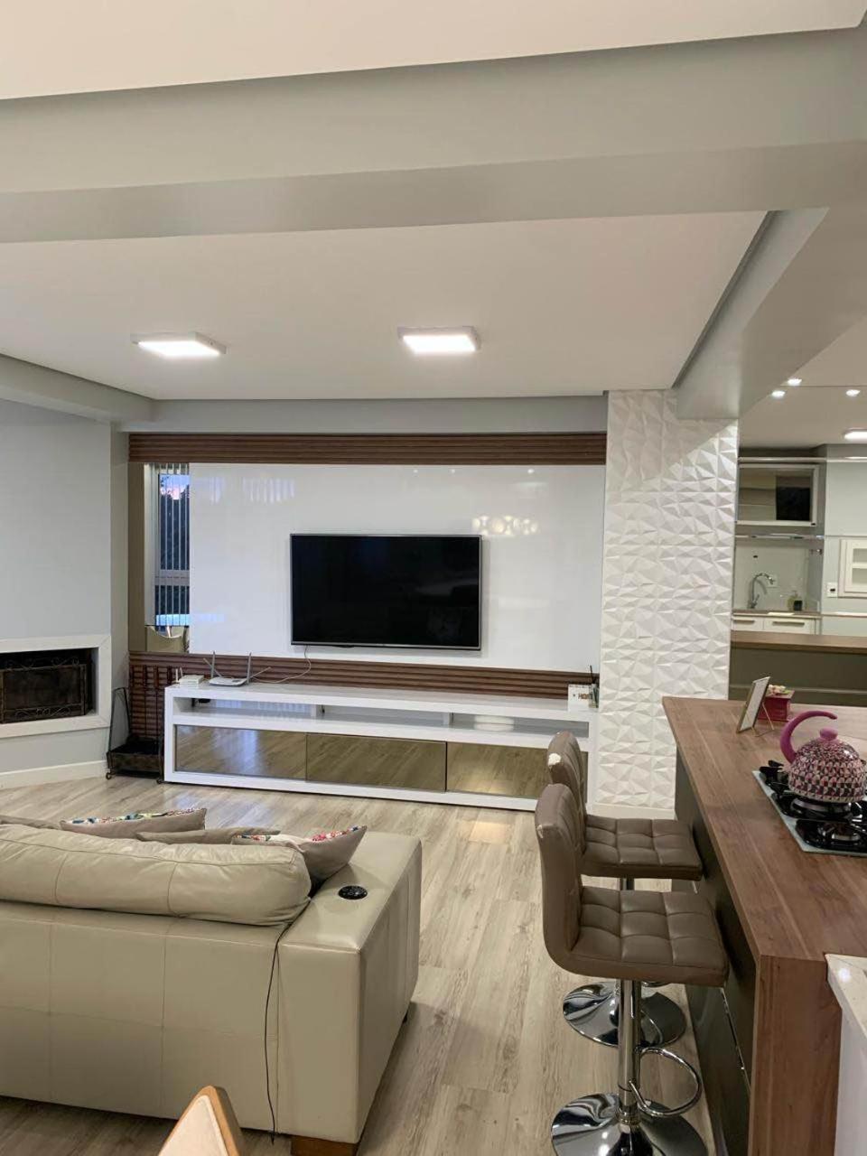 Apartamento Novo No Centro De Gramado Luaran gambar